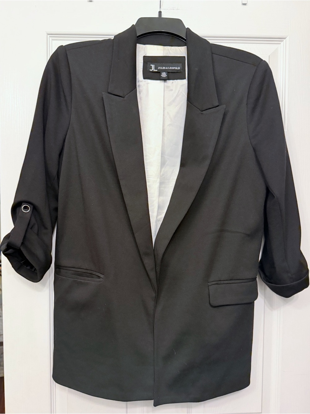 Jules & Leopold Tailored Black Roll-Tab Blazer
